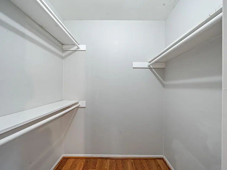 9666 Windswept Ln — Photo 27