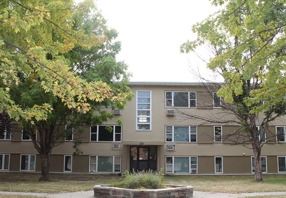 321 W Highland Dr #302