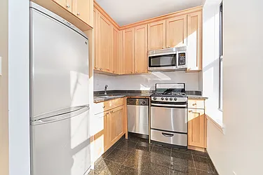 Rented by Living New York