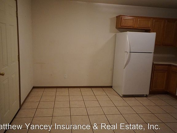 2nd image of 709 E Northbrook Dr #A