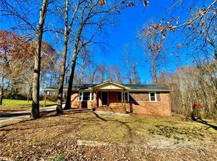 265 Cambridge Rd, Lexington, NC 27292