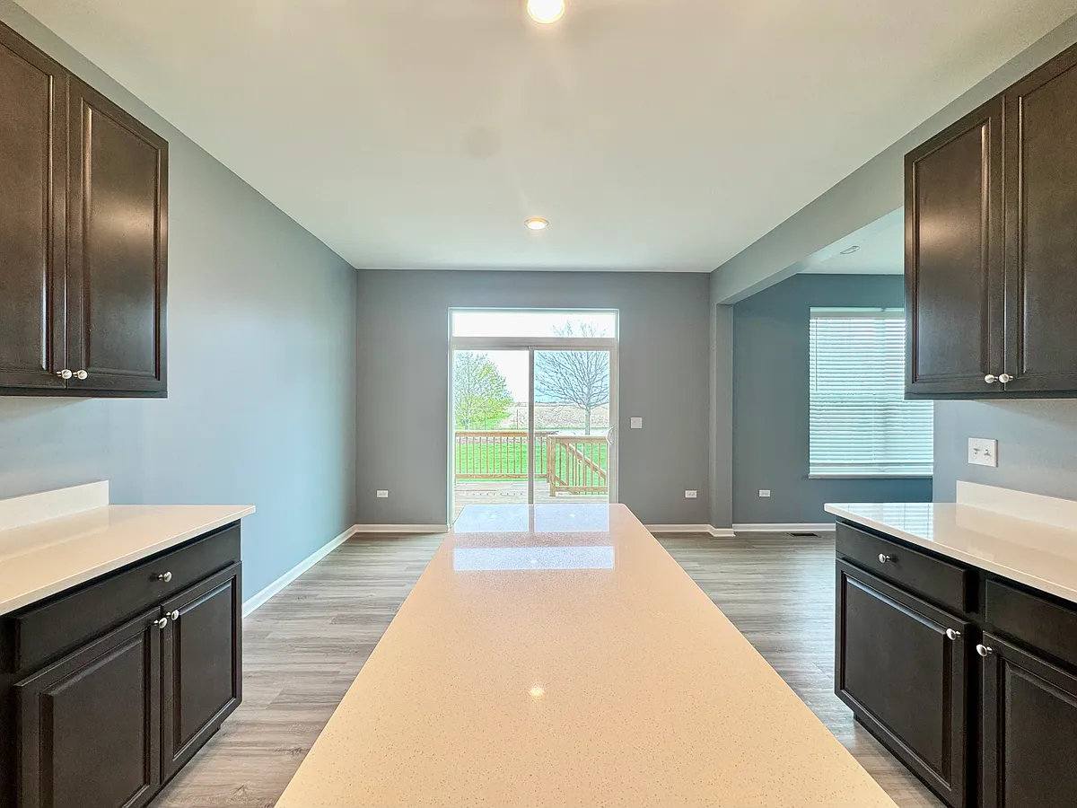 Building Photo - 15030 W Cyrus Dr