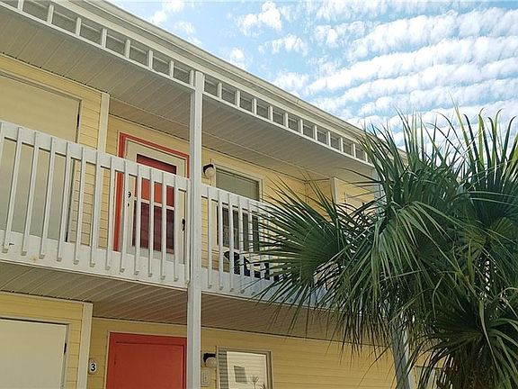 4th image of 2096 Estero Blvd #9