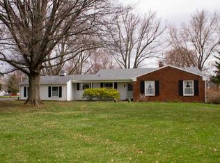 406 N Main St, London, OH 43140