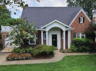 2355 Saratoga Dr, Louisville, KY 40205