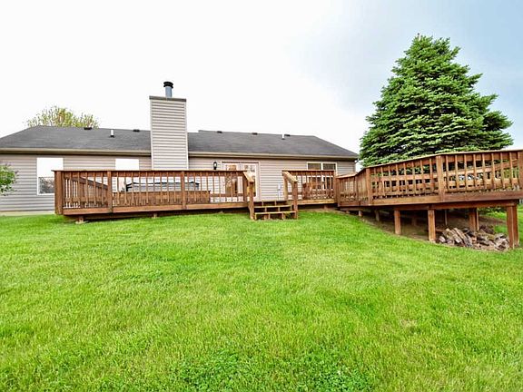 3rd image of 3225 Stratus Ct