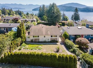 606 Martin Rd, Gibsons, BC V0N1V9