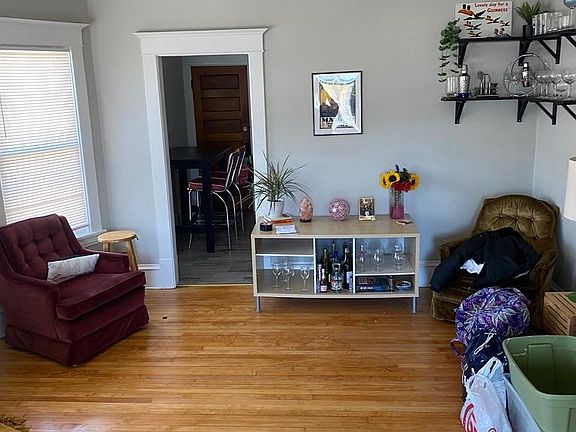 4th image of 2939 Bryant Ave S #2939