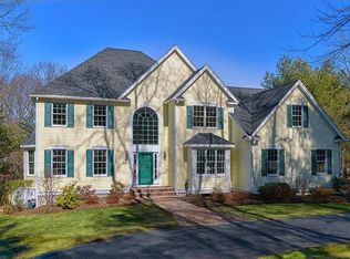 25 Ledge Hill Rd, Southborough, MA 01772