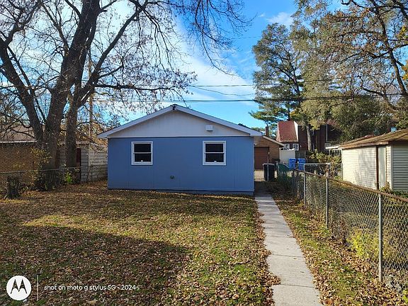 2nd image of 10954 S Normal Ave