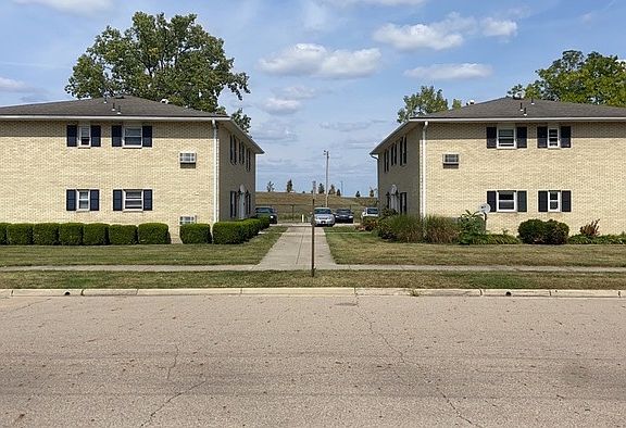3rd image of 111 Imperial Ct APT 1