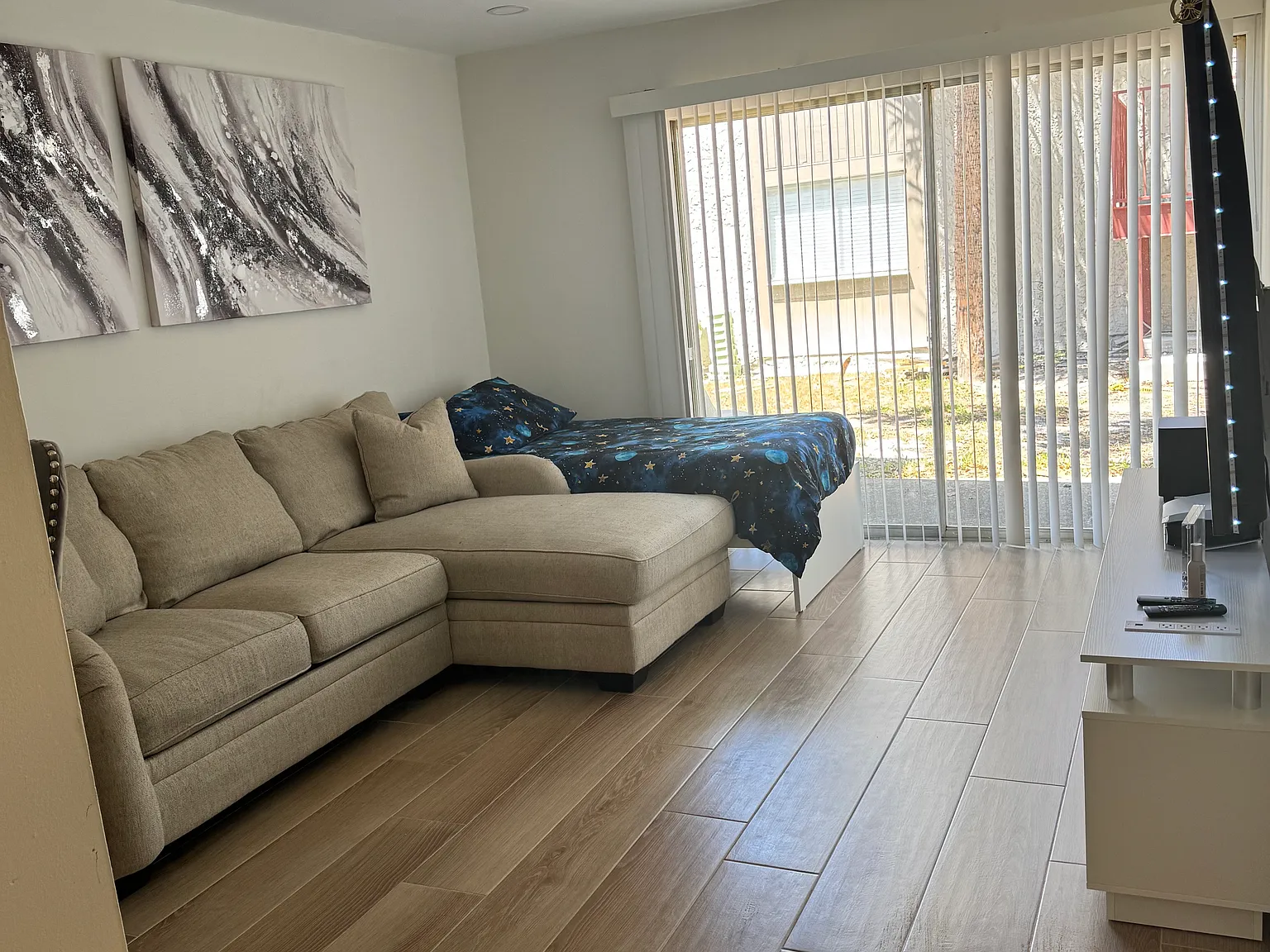 1 bed, 1000 sqft, $1,150 — Photo 4