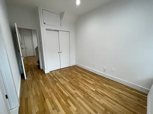 Rented by Compass | media 29