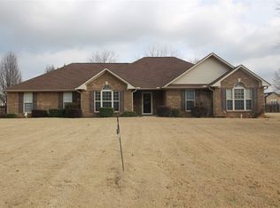 16714 McCulley Mill Rd, Athens, AL 35613