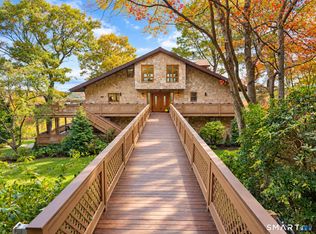 10 Hillcrest Ct, Ridgefield, CT 06877
