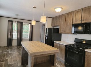 145 Apollo Ave #145, Flushing, MI 48433