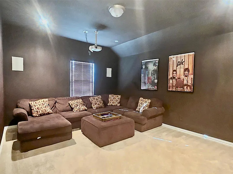 7324 Clementine Dr — Photo 33