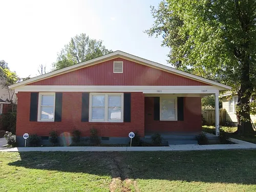 1809 Netherwood Ave Photo 1