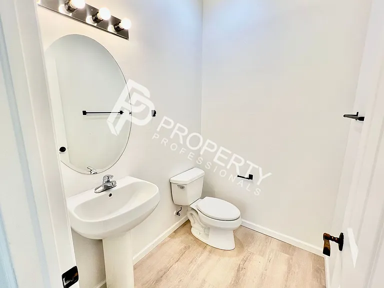 94 Castle Ridge Dr — Photo 9