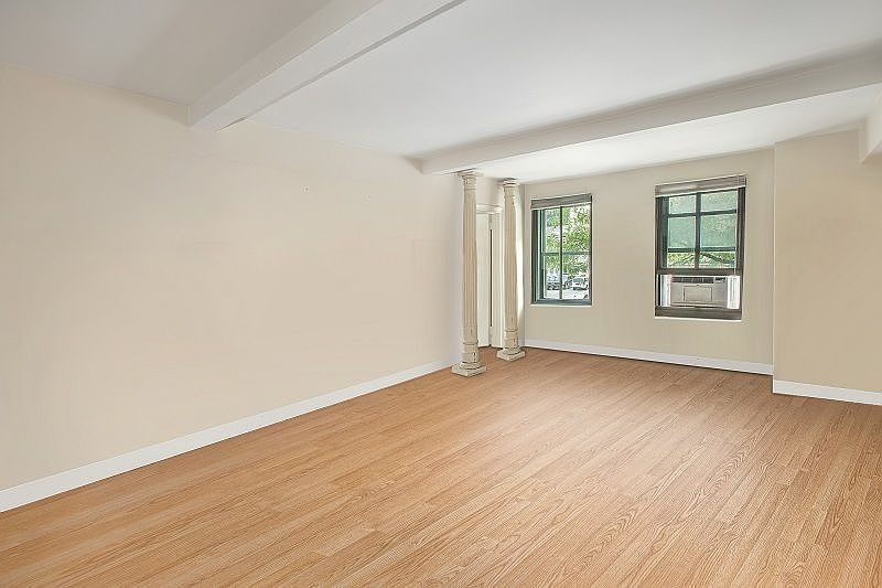 1st image of 249 8th Ave #2H