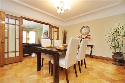 Formal dining room