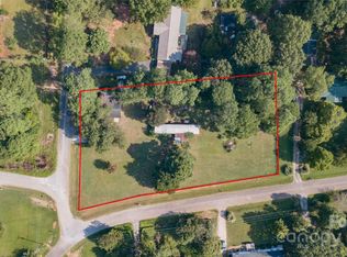 756 Pollys Cir, York, SC 29745