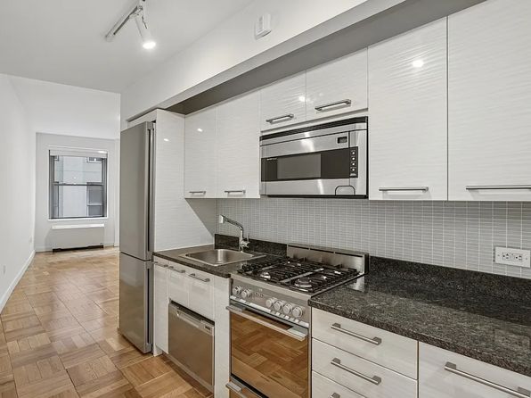 20 Exchange Pl APT 512