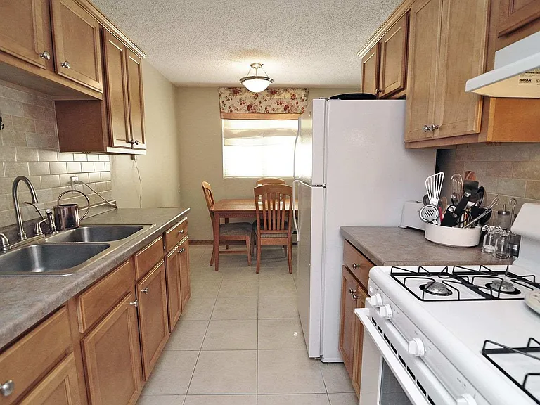 Nicollet Avenue Apartment Homes — Photo 4