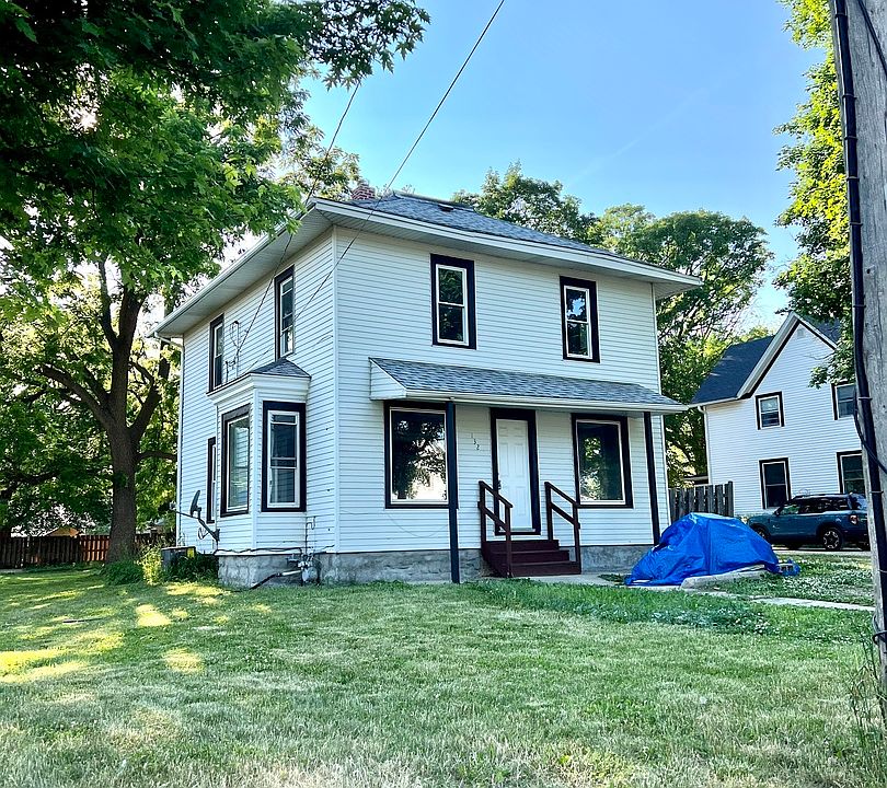 132 S 2nd St, Malta, IL 60150 Zillow