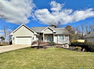 1685 Lakeview Dr, Tiffin, OH 44883