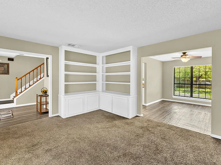 308 Mack Dr — Photo 17
