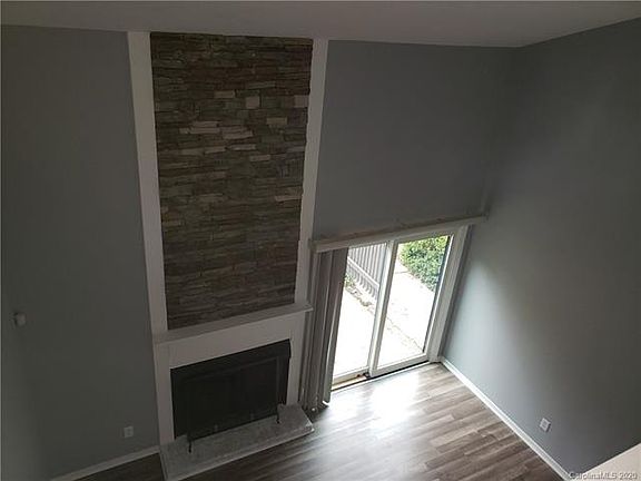 5th image of 6113 Honeysuckle Ln