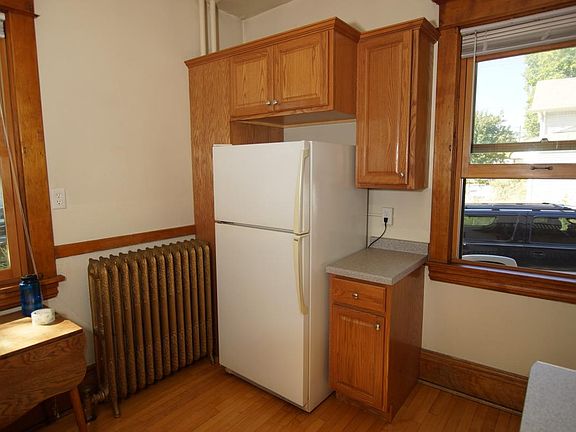 Another view of kitchen