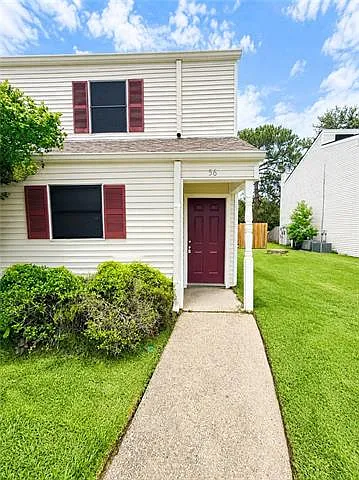 2 bed, 1.5 bath, 1200 sqft, $1,400 — Photo 2