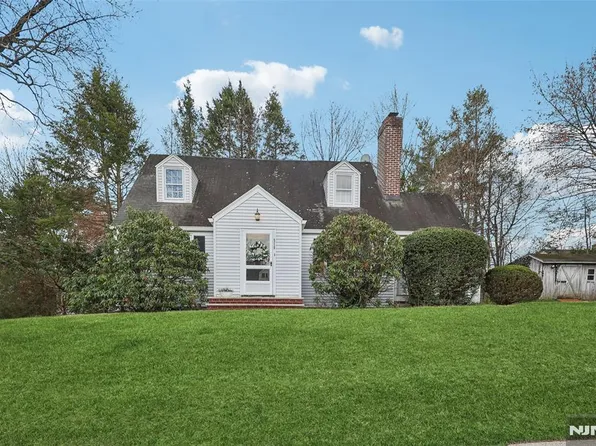 510 Blauvelt Ave, Ho Ho Kus, NJ 07423