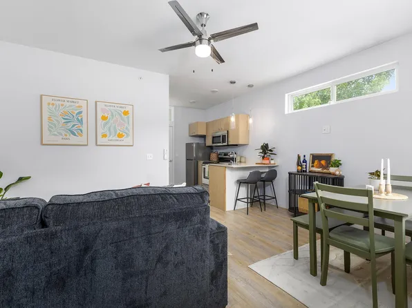 917 3rd St #11, Traverse City, MI 49684