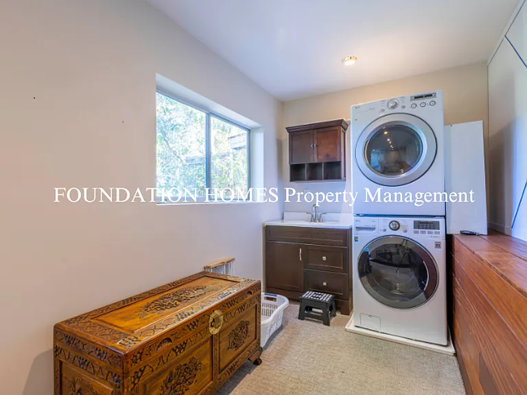 24 Longfellow Rd — Photo 9
