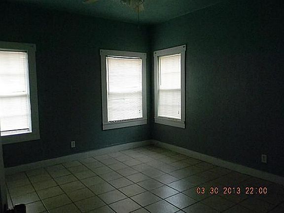 4th image of 2813 Galvez Ave