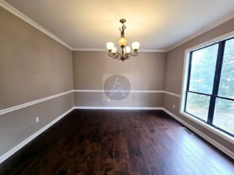 2312 Kilkenny Way NE — Photo 8