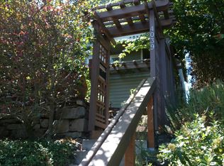 4039 50th Ave SW, Seattle, WA 98116