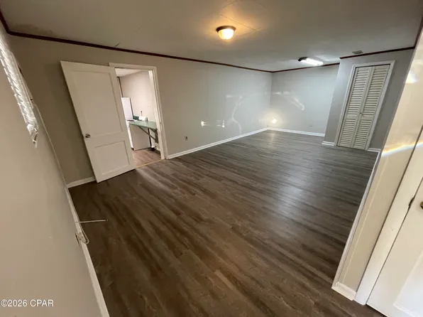 1113 McKenzie Ave #B, Panama City, FL 32401