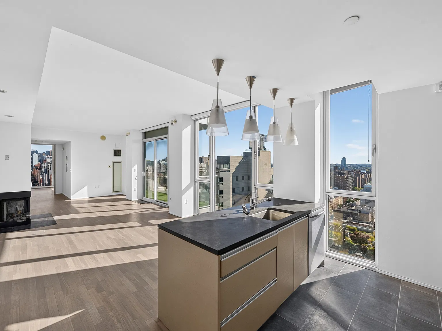 110 Third Avenue — Photo 1