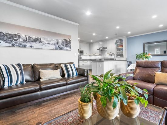 3071 Arlington Dr, Aptos, CA 95003