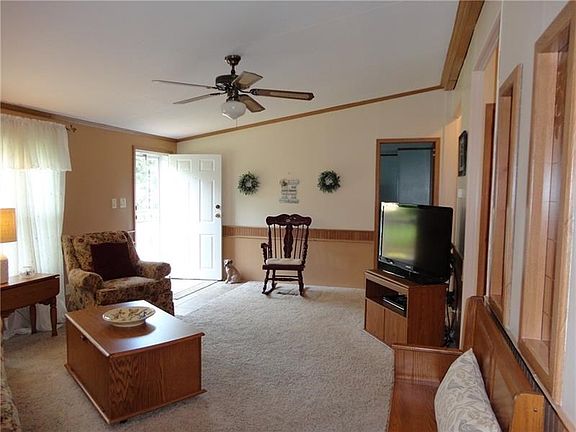 Vaulted ceiling gives a spacious and open feel to the main living area.