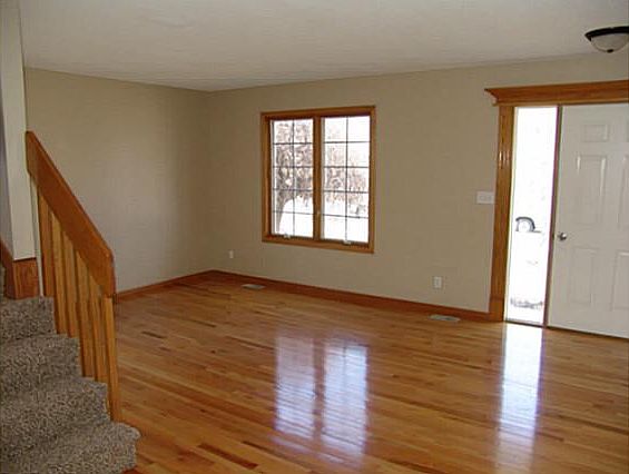 3rd image of 2906 SW Glenbrooke Blvd