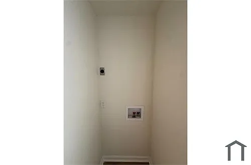 908 Dearborn St Photo 1