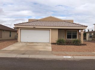 7061 Falling Leaf Cir, El Paso, TX 79934