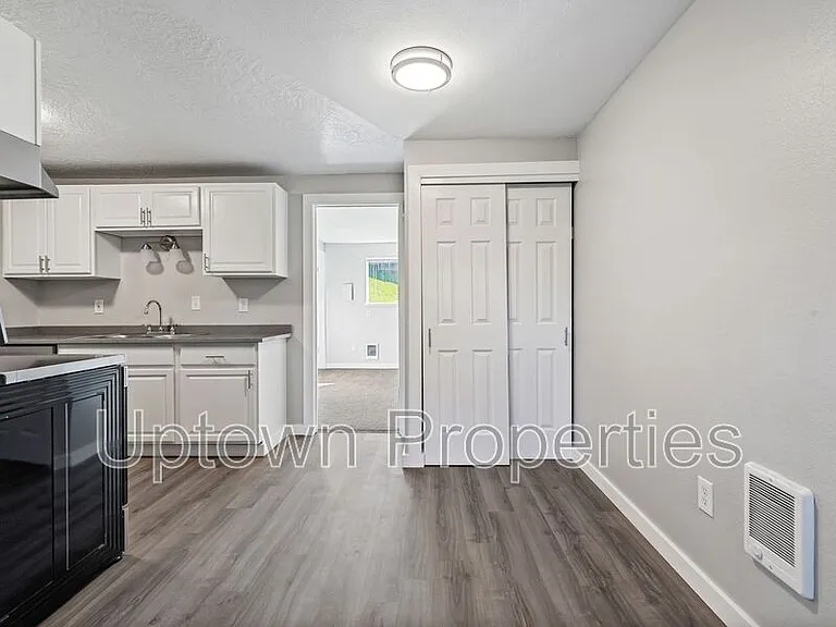 6822 N Richmond Ave — Photo 6