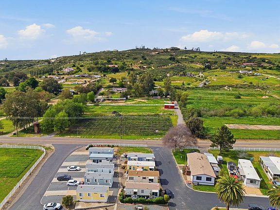 3rd image of 2030 Black Canyon Rd Space 12