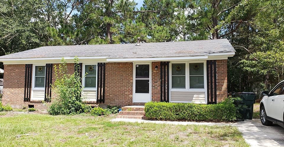 1st image of 807 Jamestown Dr